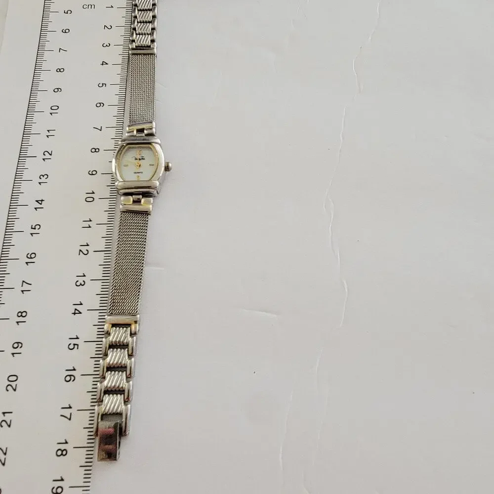 Womens Watch Cream Dial Silver Case Mesh Bracelet Stainless Steel Quartz